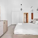 Stonetree - Furnished 1Br Apartment Near Beach In Dubai Marina