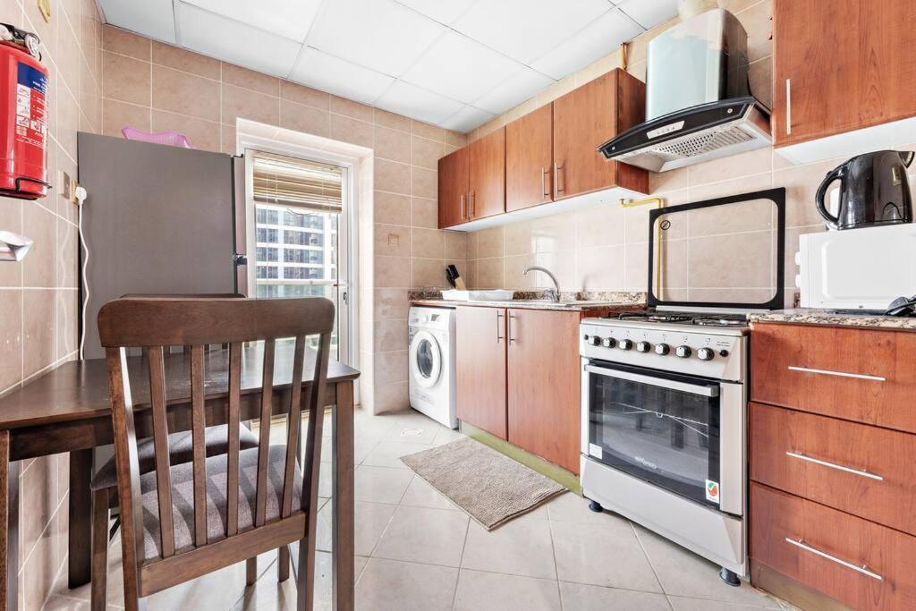 Apartment Stonetree - Furnished 1br Near In Marina *