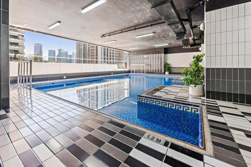 Stonetree - Furnished 1br Near In Marina Dubai